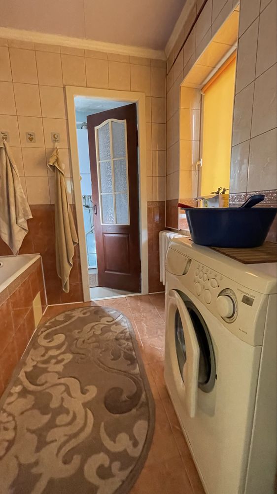 Продається будинок з літньою кухнею та великою ділянкою