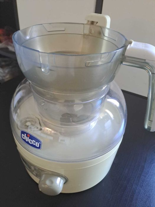 CuociPappa Easy Meal steamer and blender