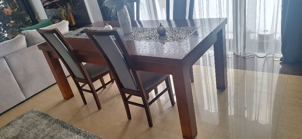 Stół rozkładany +12 krzesel