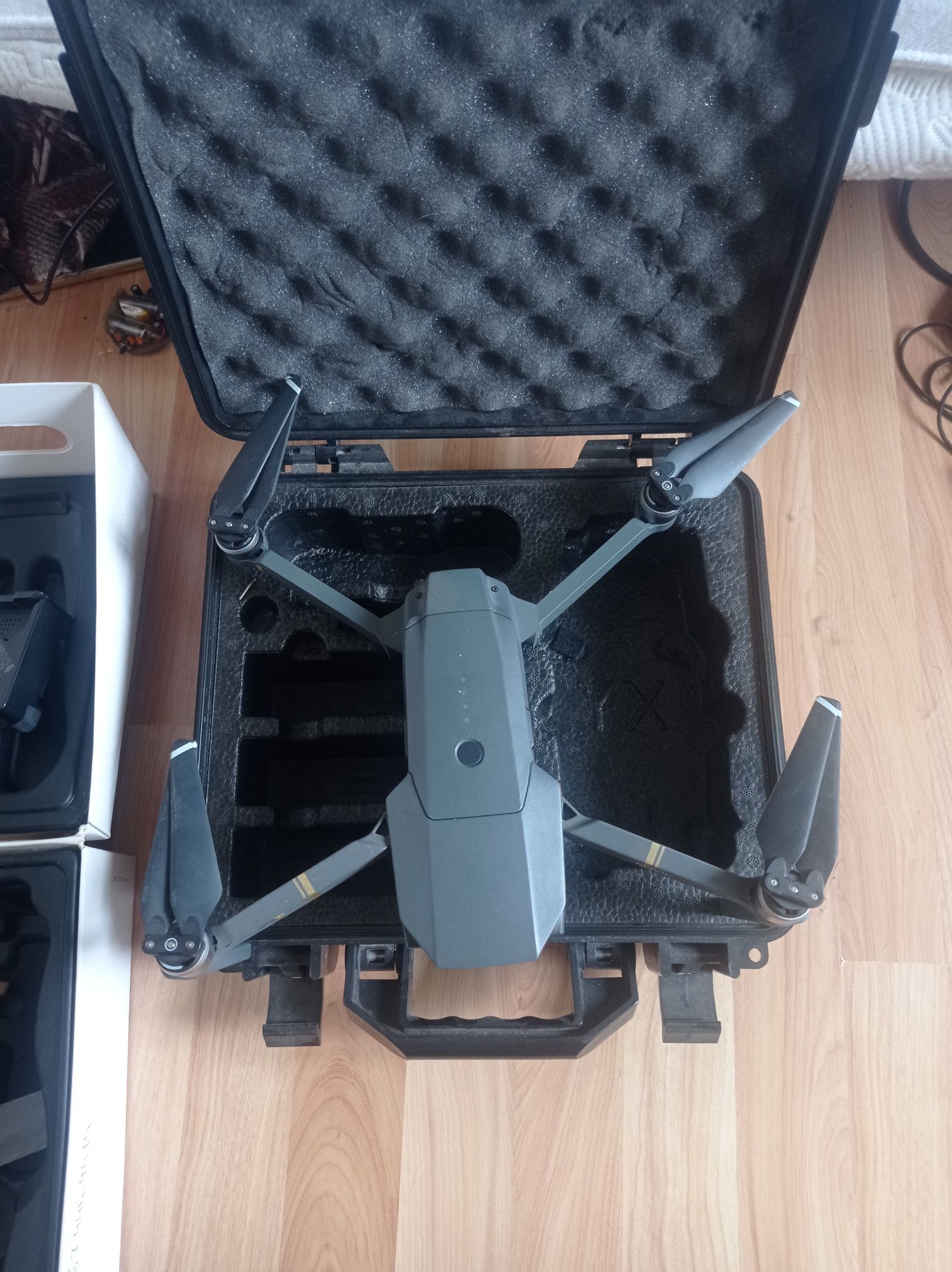 Квадрокоптер dji mavic pro