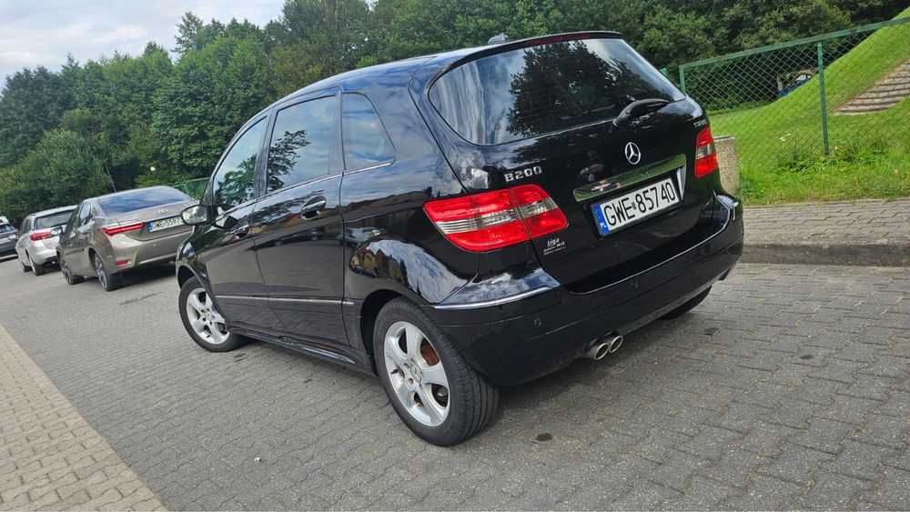 Mercedes B200 turbo automat czarny metalik stan bdb zamiana na tanszy