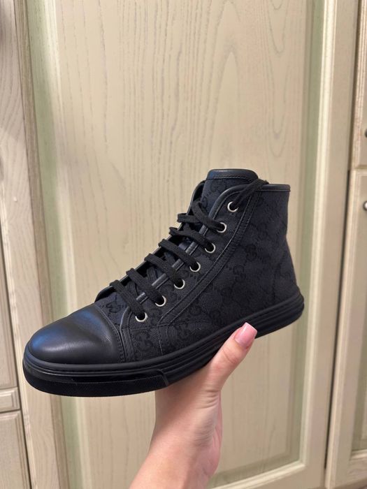 Продам женские кеды оригинал Gucci . Состояние новых!!!