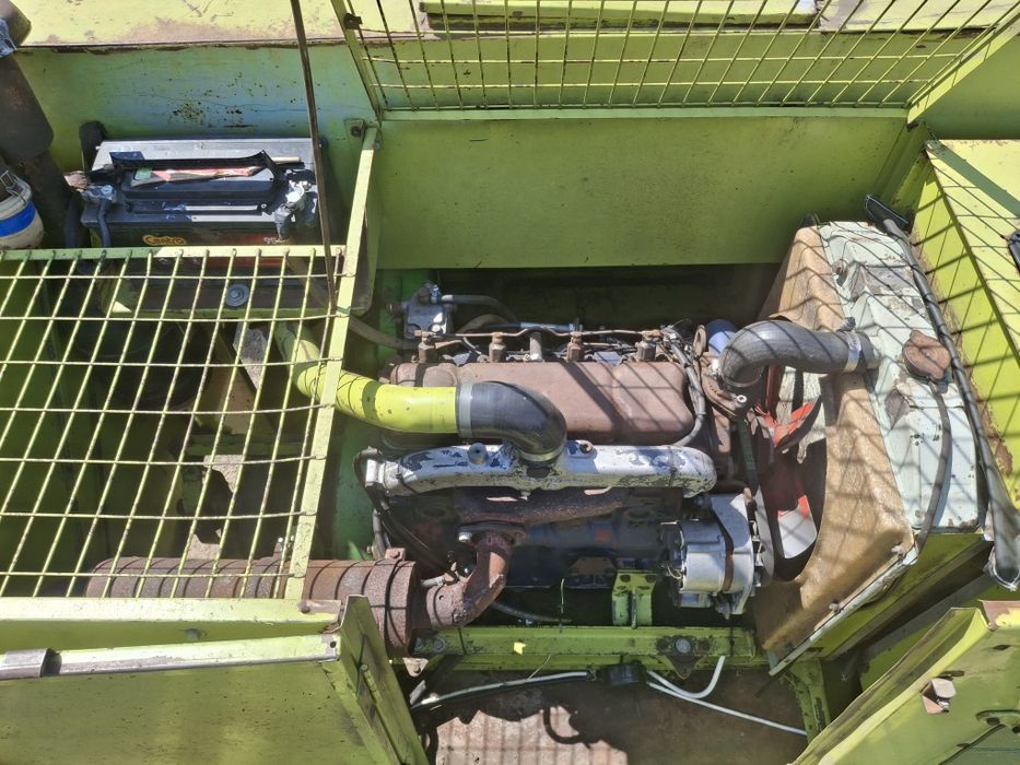 Kombajn zbożowy Claas compact 30