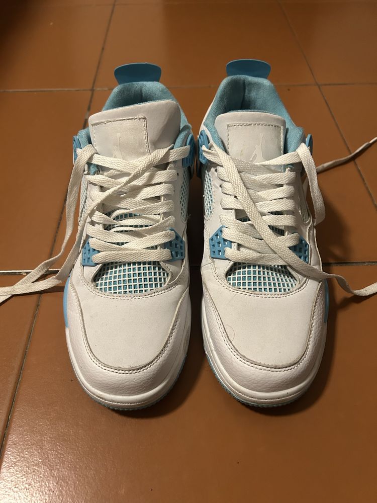 Jordan 4 branco&azul