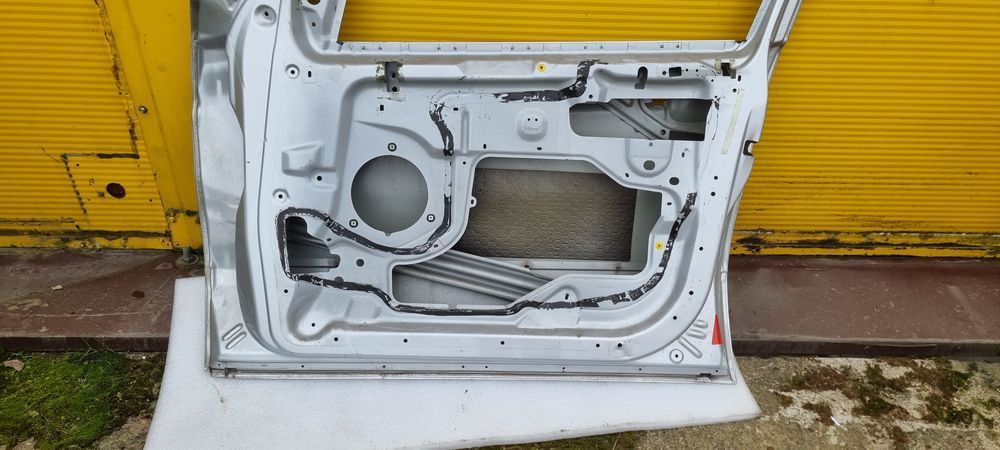 Drzwi prawy przód bmw x5 e53 bez wgniotek