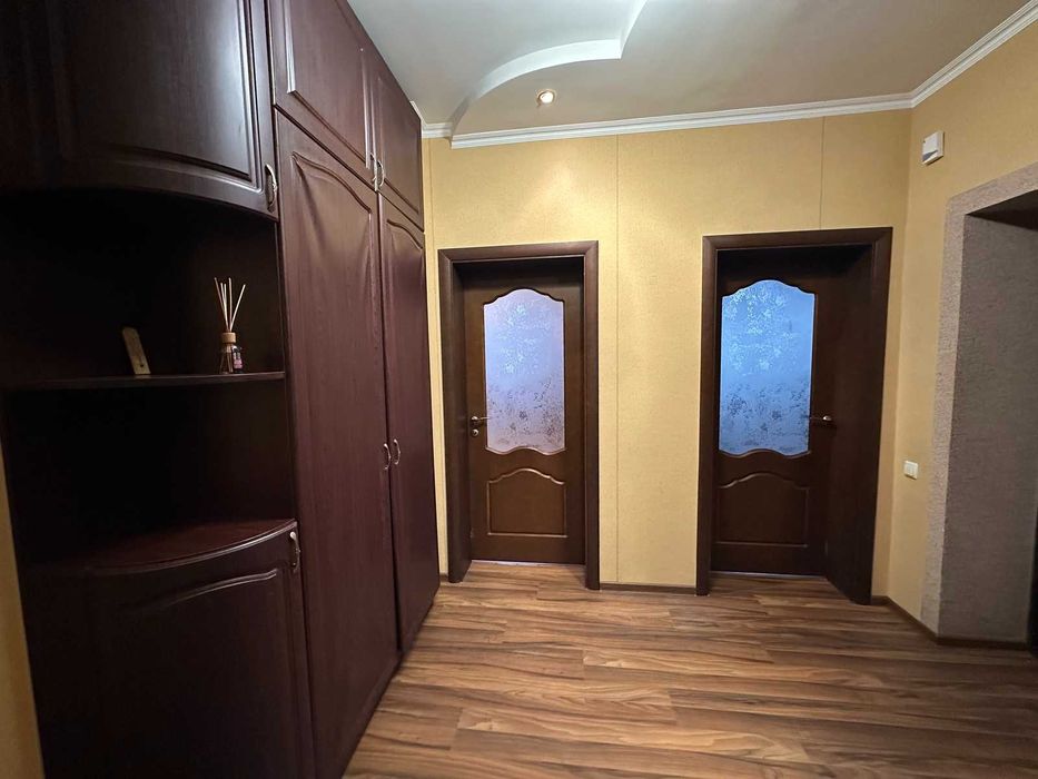 Довгострокова оренда 3 к кв на Замості