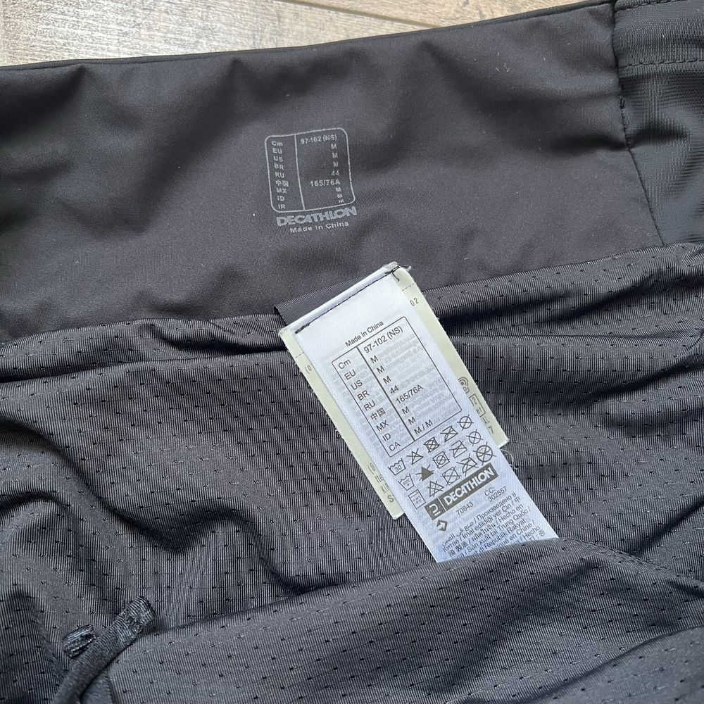 Жіночі шорти kiprun light чорні м