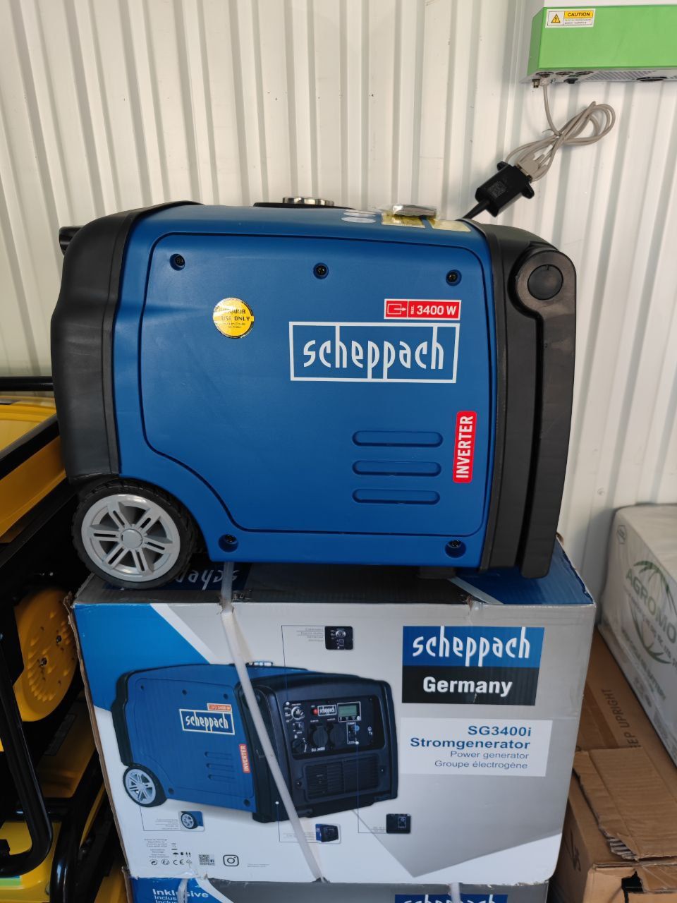 Инверторный генератор інверторний Scheppach SG3400i с пультом ДУ