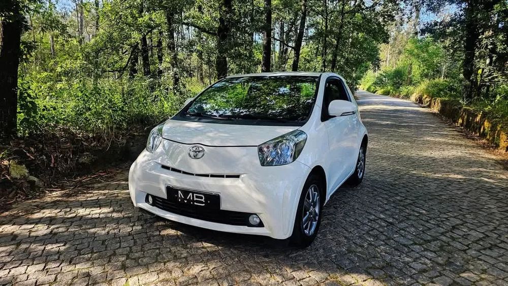 Toyota iQ 1.0 VVT-i Essential+AC