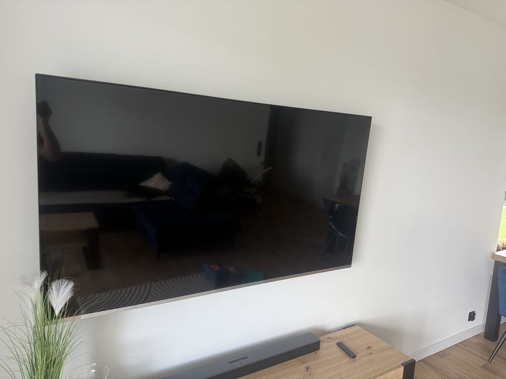 Telewizor Hitachi 70" QLED (USZKODZONY)