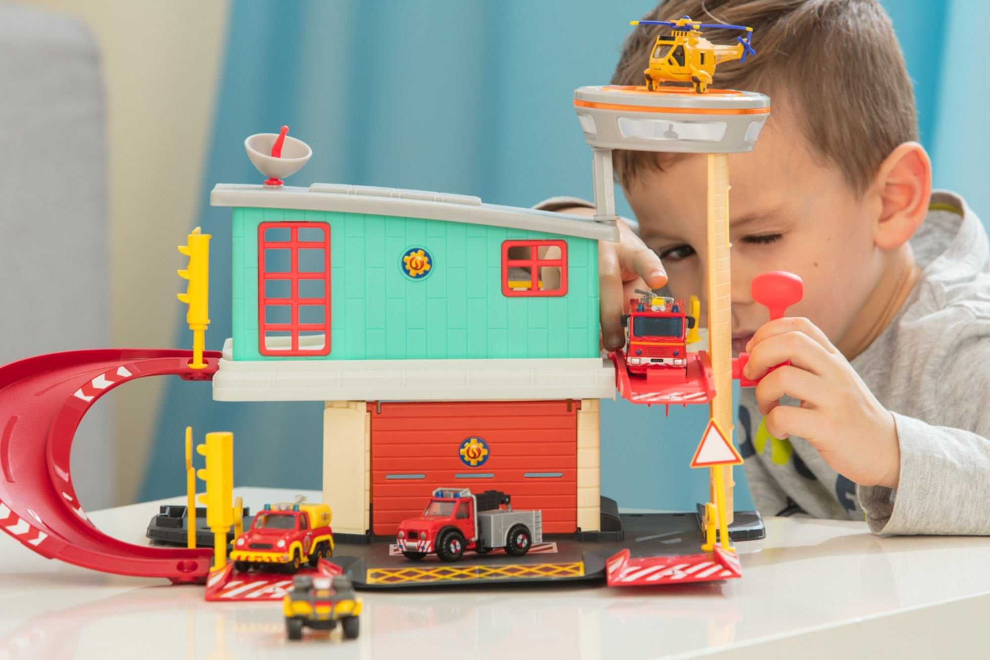 Пожежна станція Пожежний Сем Fireman Sam з треком та транспортом