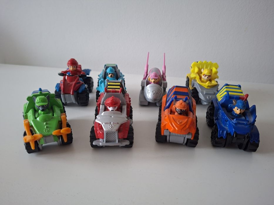 Psi Patrol 8-pak True Metal zestaw pojazdów metalowych