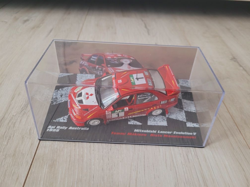 Mitsubishi Lancer Evo V model 1:43