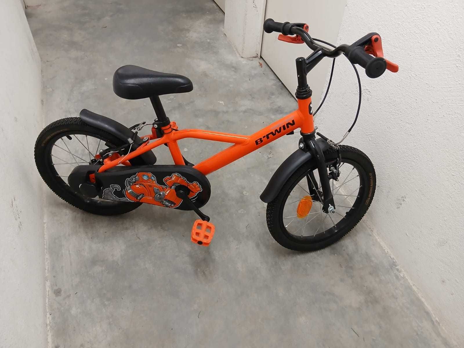 B'Twin Robot 500