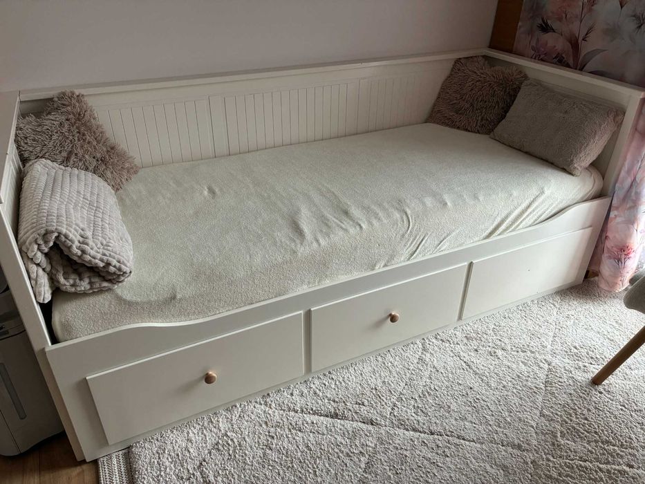 Łóżko Ikea Hemnes