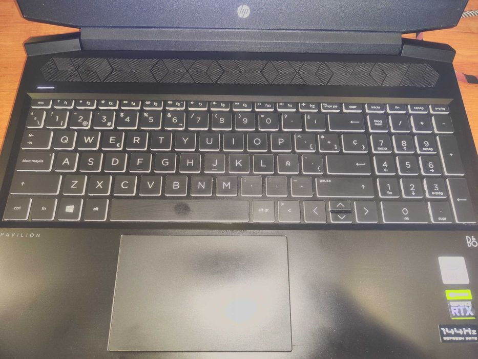 HP Pavilion Gaming 16-A0029NS  i7-10750H/16GB/256GB NVME + 256 Gb SSD