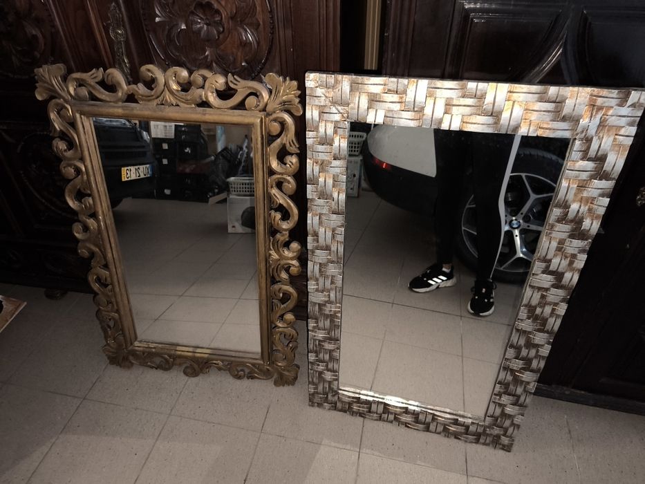 Dois espelhos antigos