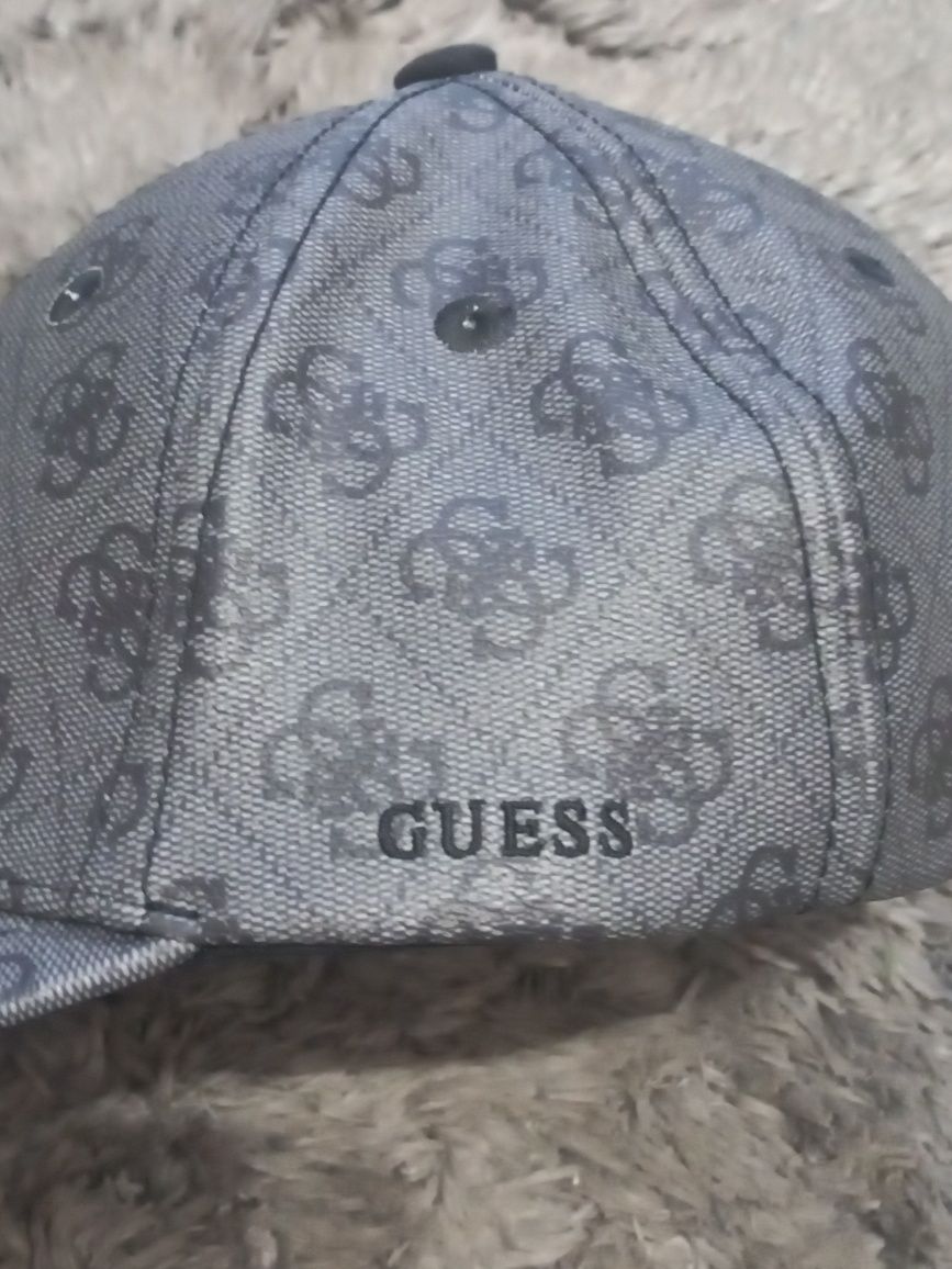 Czapka Guess nowa