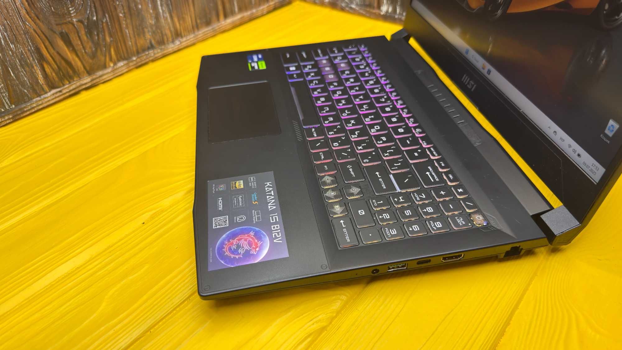 Потужний Геймерський Ноутбук MSI Katana 15 B12V /RTX 4070 105W 8 GB