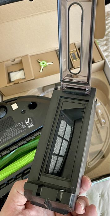 Irobot i7 aspirador novo