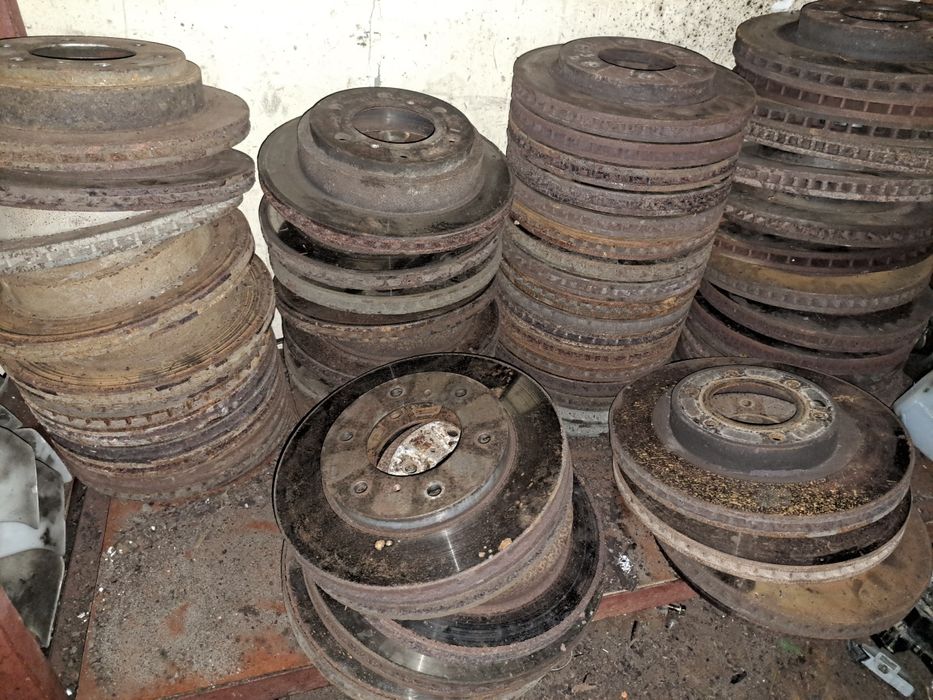 Тормозний диск Mitsibishi Pajero Wagon 3/4