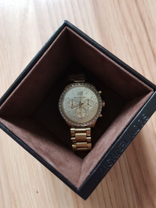 Zegarek damski Michael Kors 6187 z kryształkami Swarovskiego złoty