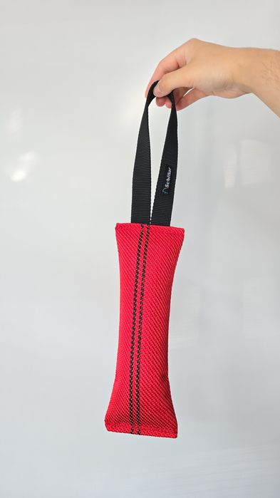 Szarpak dla psa z węża strażackiego czerwony