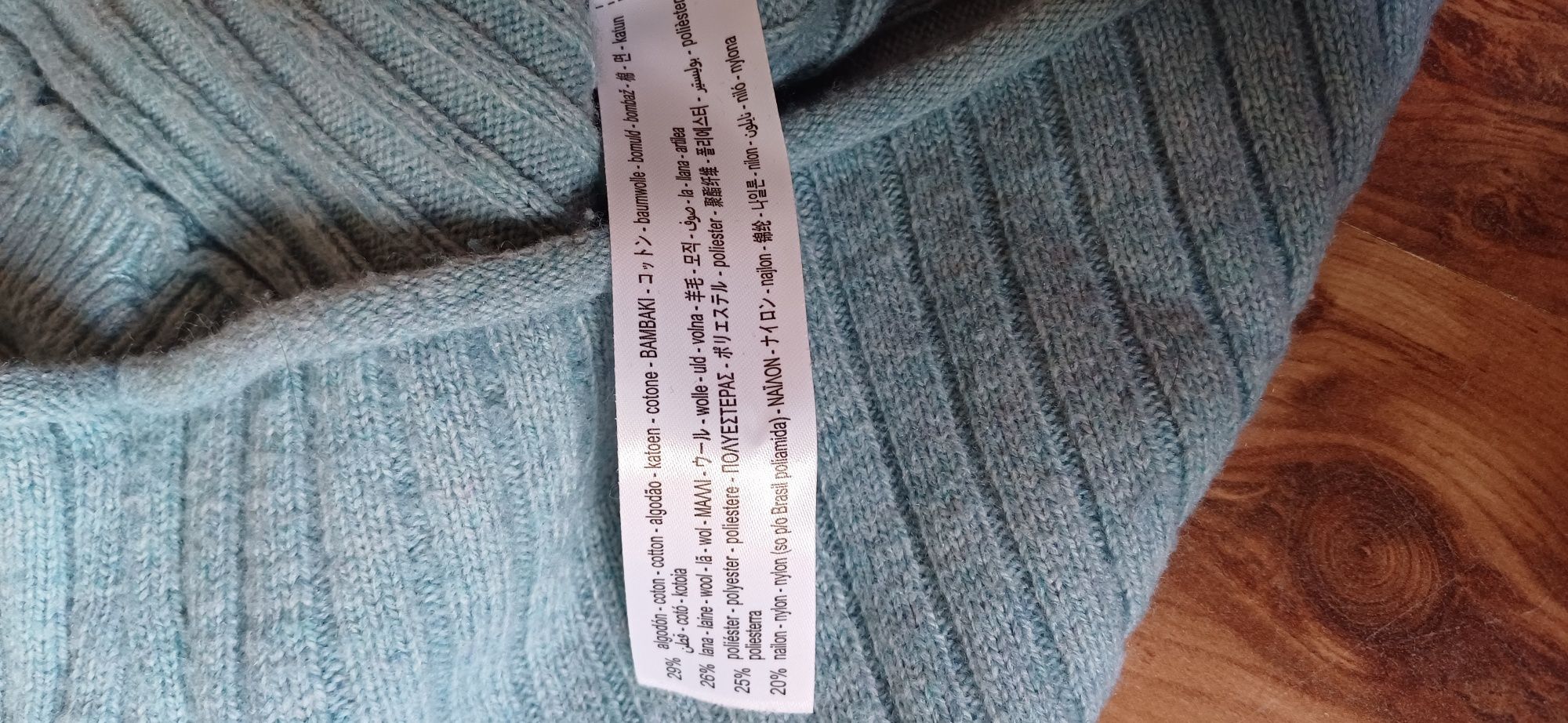 Niebieski sweterek Zara, M