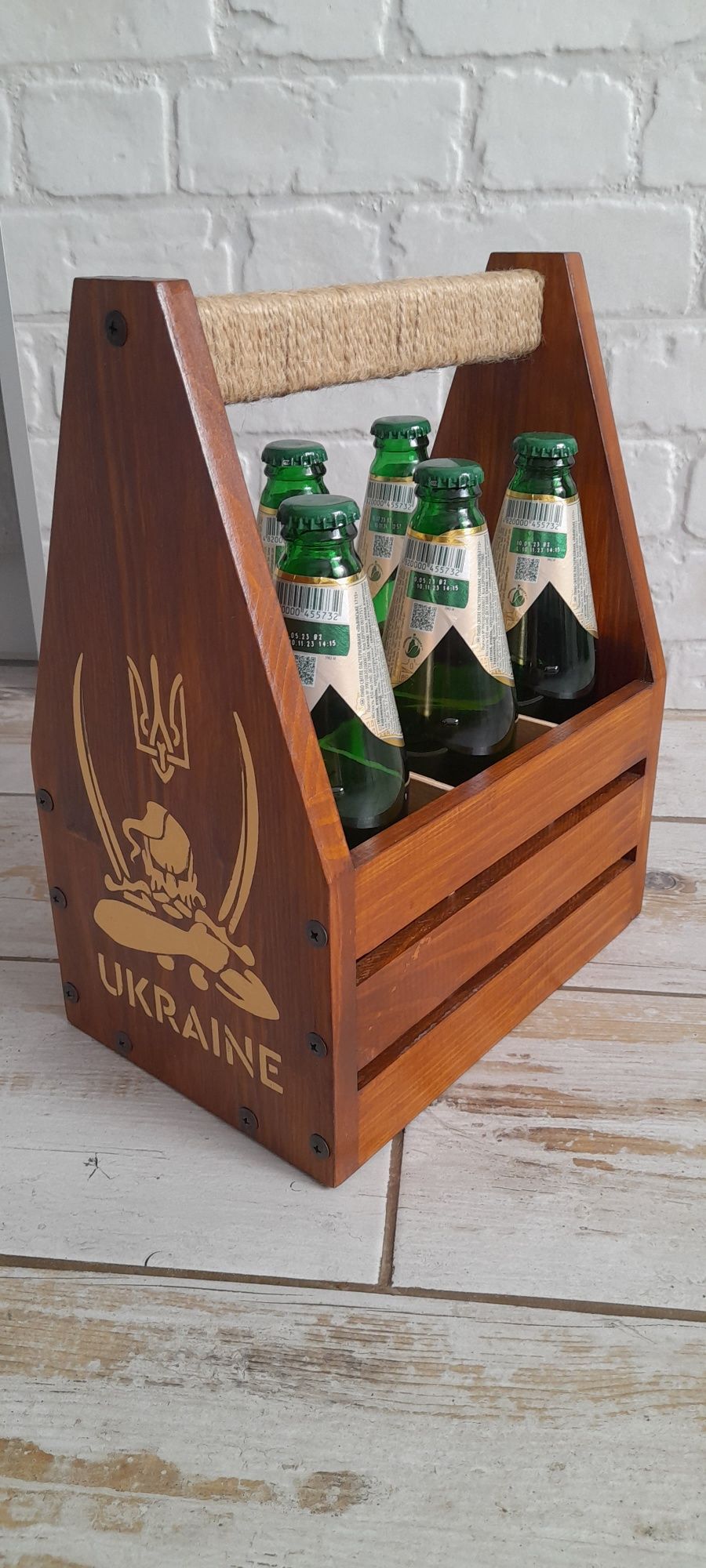 Подарунковий ящик для пива ручної роботи з відкривачкою