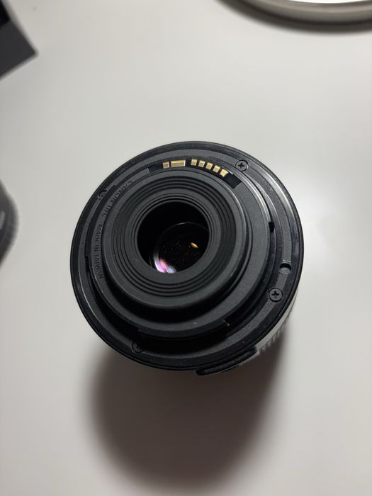 Canon EFS 18-55mm f3,5-5,6 obiektyw autofocus uniwersalny zoom