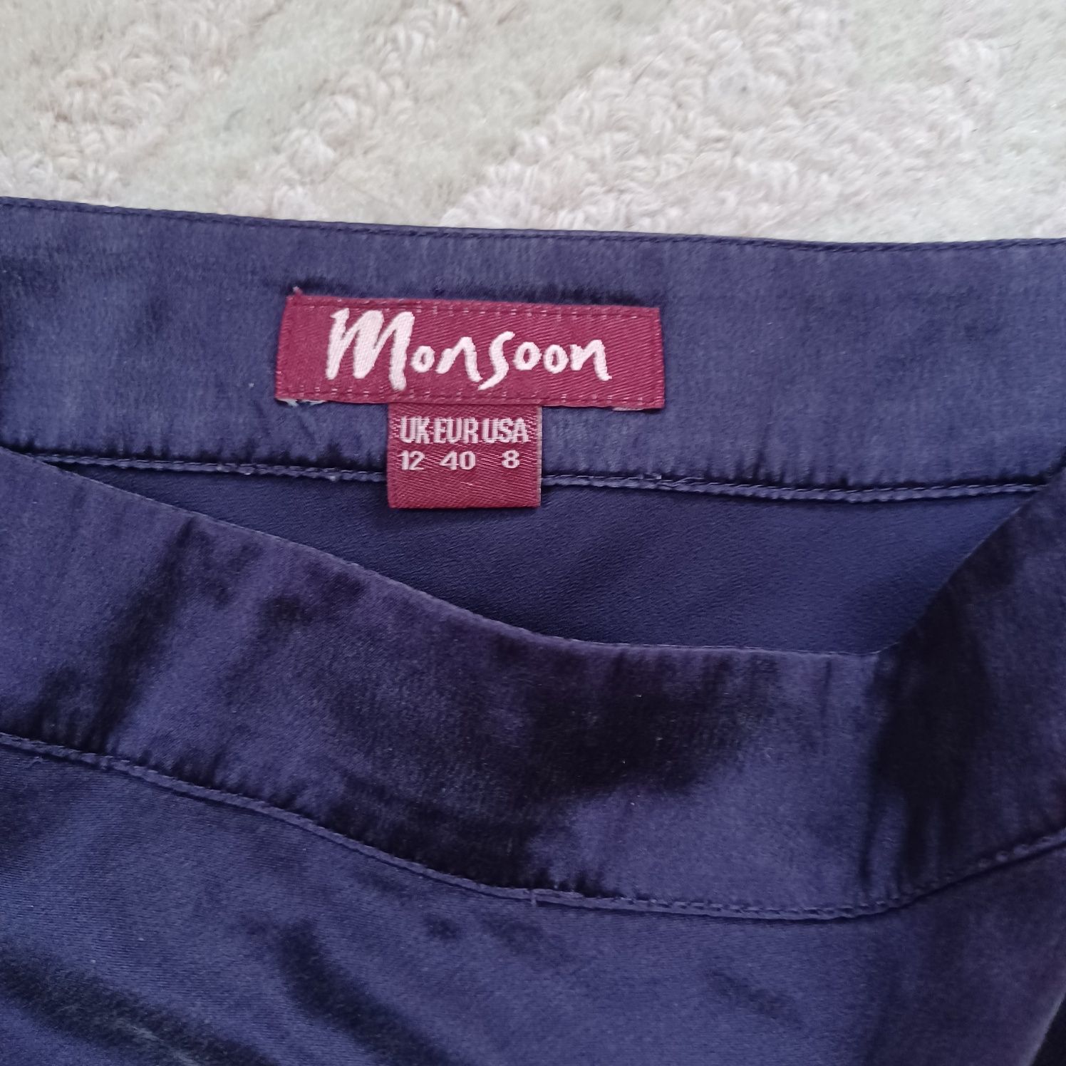 Spódnica firmy Monsoon jedwabna jak nowa vintage /40