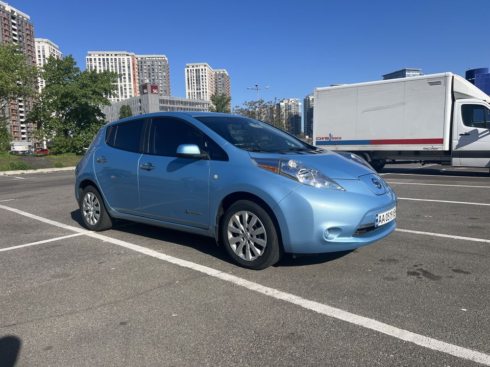 Nissan leaf 2015