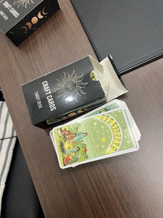Продам 5 колод карт ТАРО