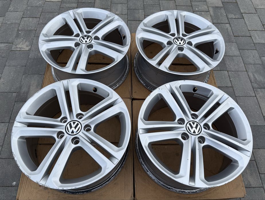 Oryginalne Felgi Volkswagen 17 7.5J 5x112 Golf Caddy Touran Mallory