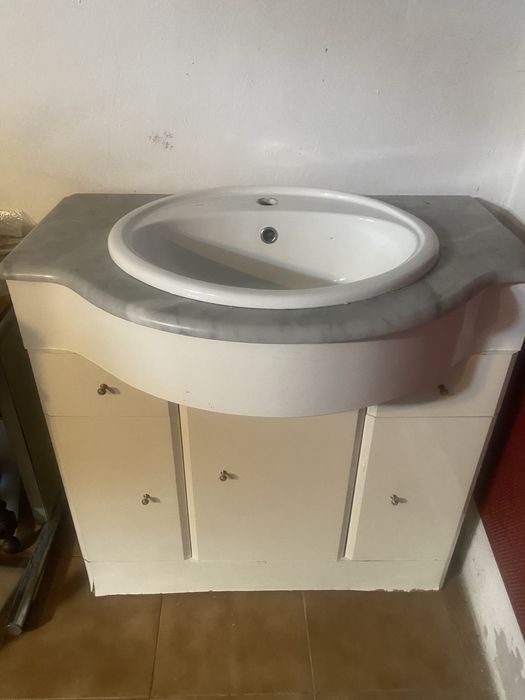 Móvel de casa de banho com lavatório Indusa