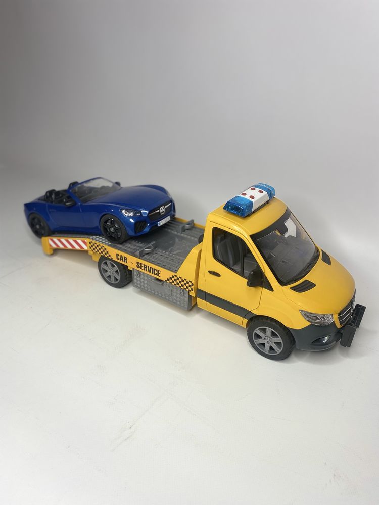 Набір іграшковий Bruder автомобіль MB Sprinter евакуатор з родстером