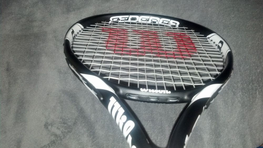 Rakieta tenisowa Wilson Federer Team 105