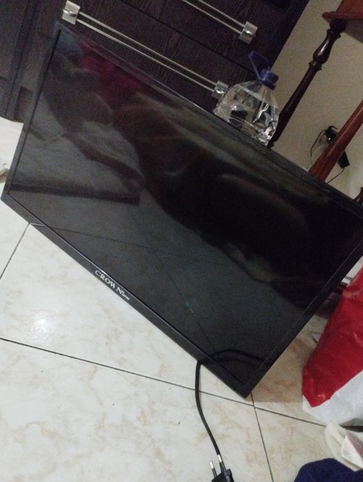 TV Crown 24" ALED24
