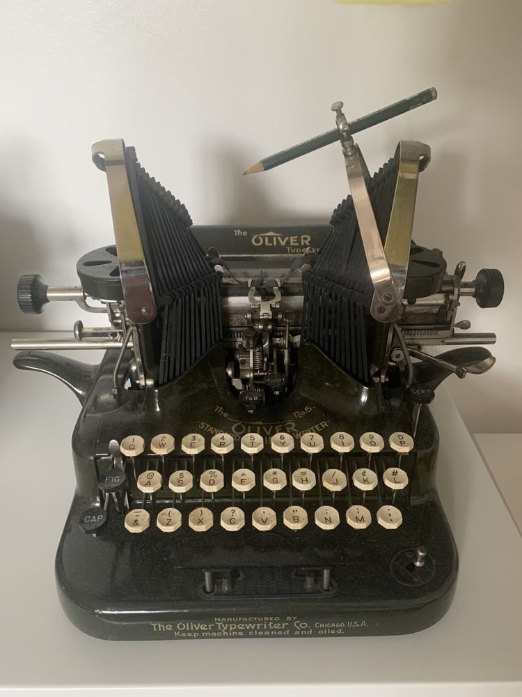 Coleção Rara de 3 Máquinas de escrever - Oliver Typewriter nº 2,3 e 5