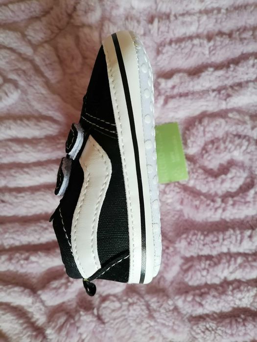 Кросівки дитячі нові 12см (1 рік)