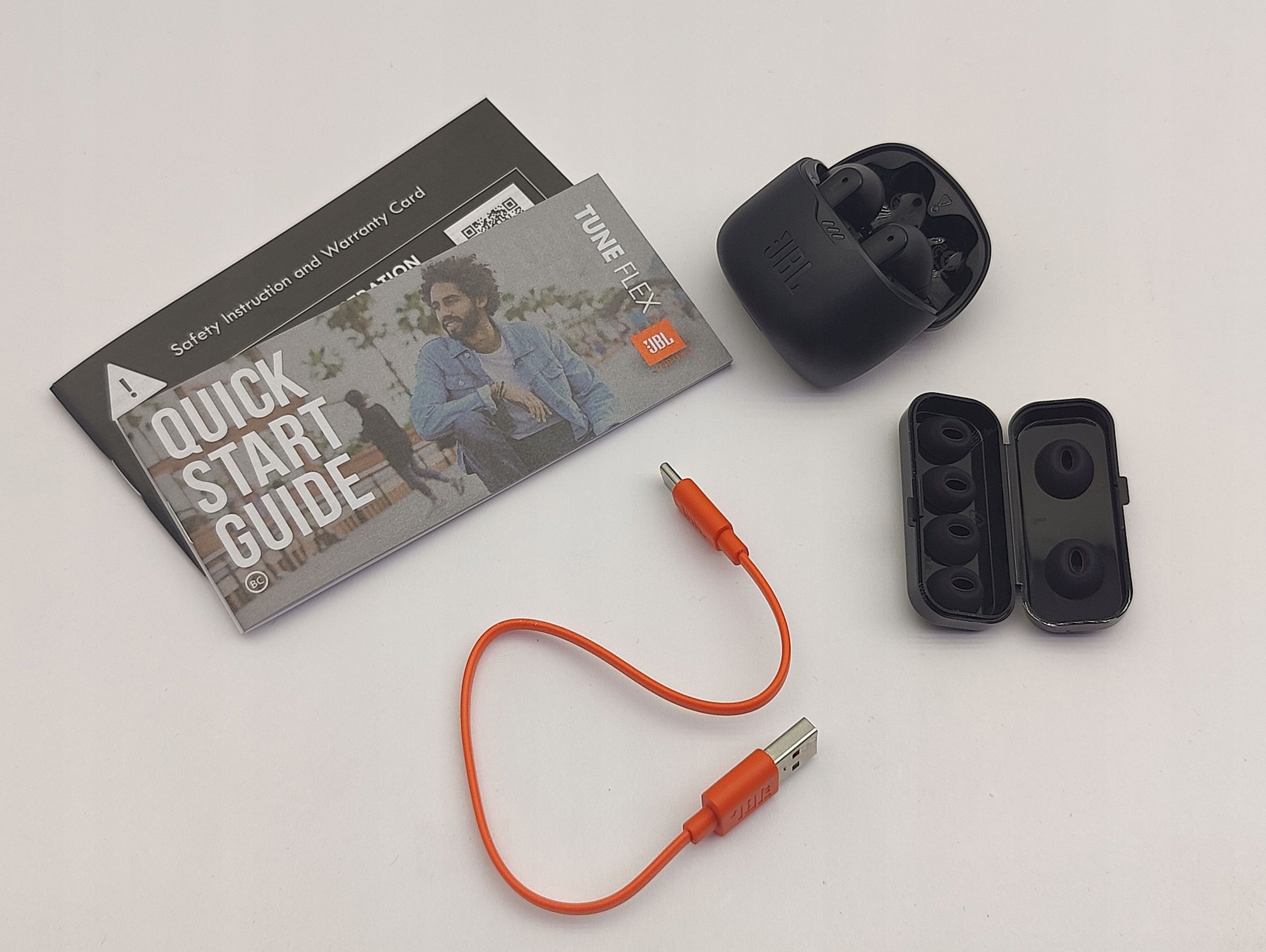 JBL TUNE FLEX bezprzewodowe słuchawki douszne czarne