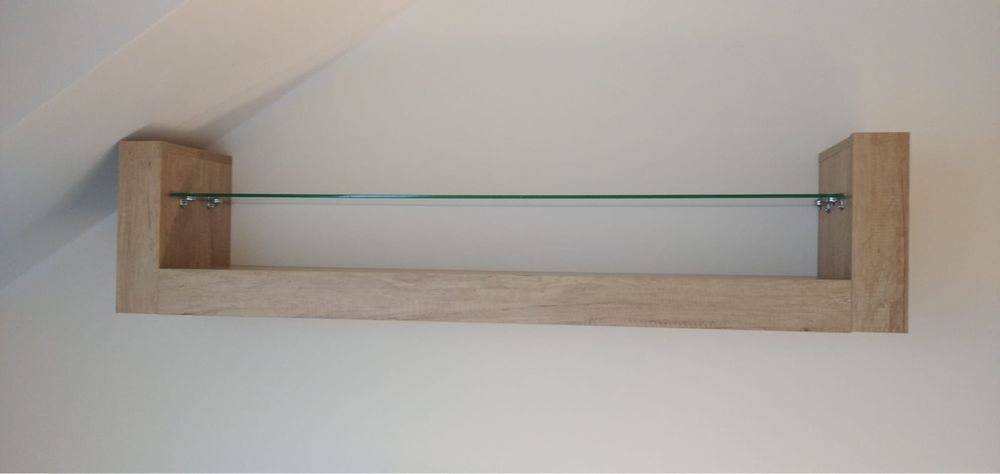 Półka ścienna 130 cm z szybą