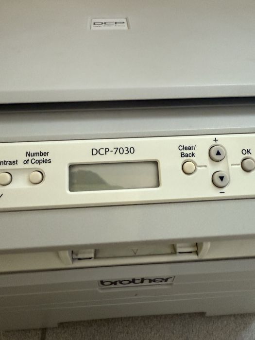 Принтер сканер Brother DCP-7030