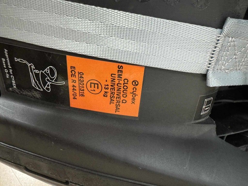 Fotelik cybex cloud t-i size platinum
