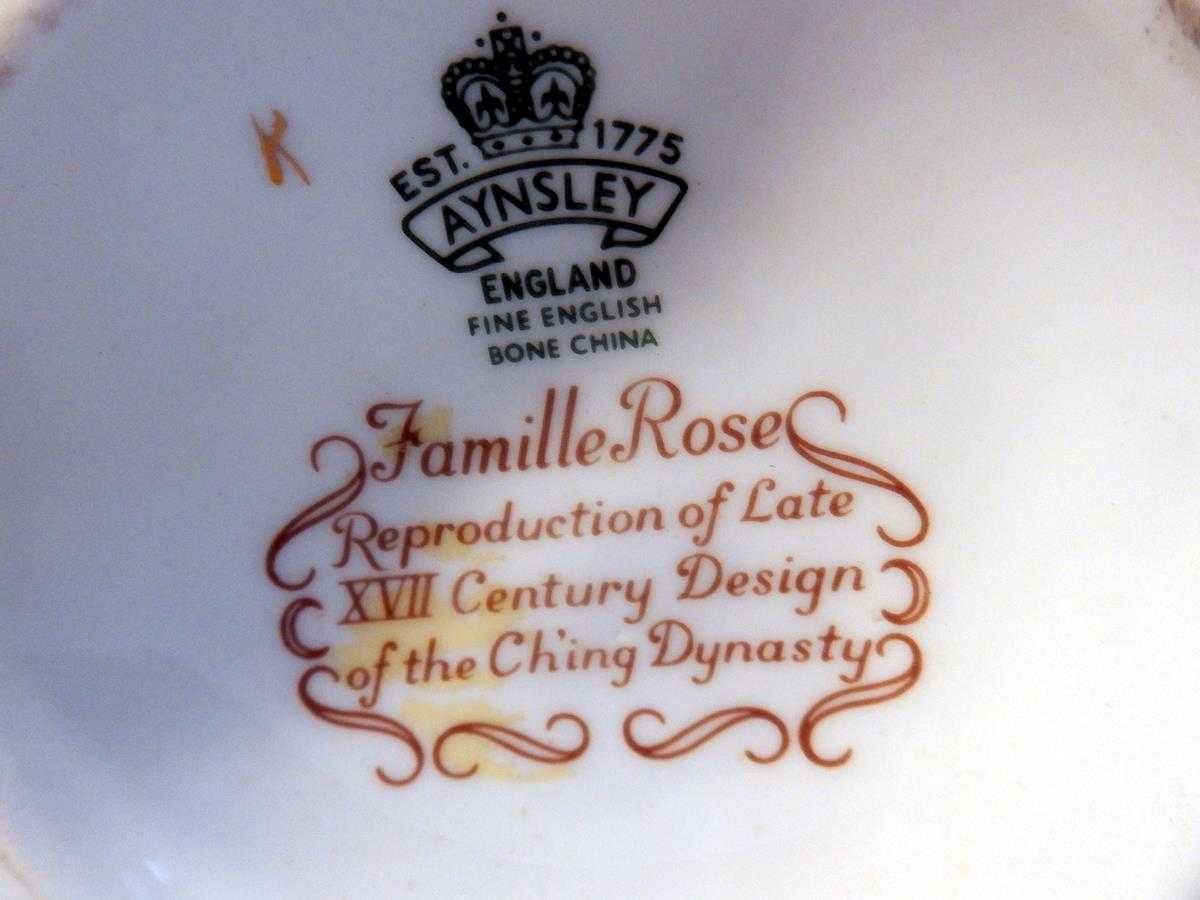 Para dekoracyjnych świeczników - Porcelana Aynsley Jamille Rose