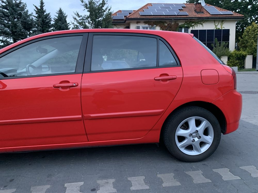 Toyota Corolla E12, 1.6 VVTi, 95 tys km, bogato wyposażona