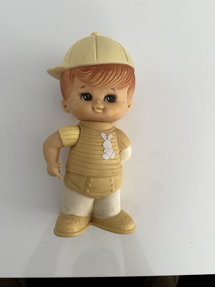 Boneco muito antigo de borracha