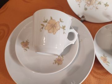 Śliczne stare trio porcelana Kahla