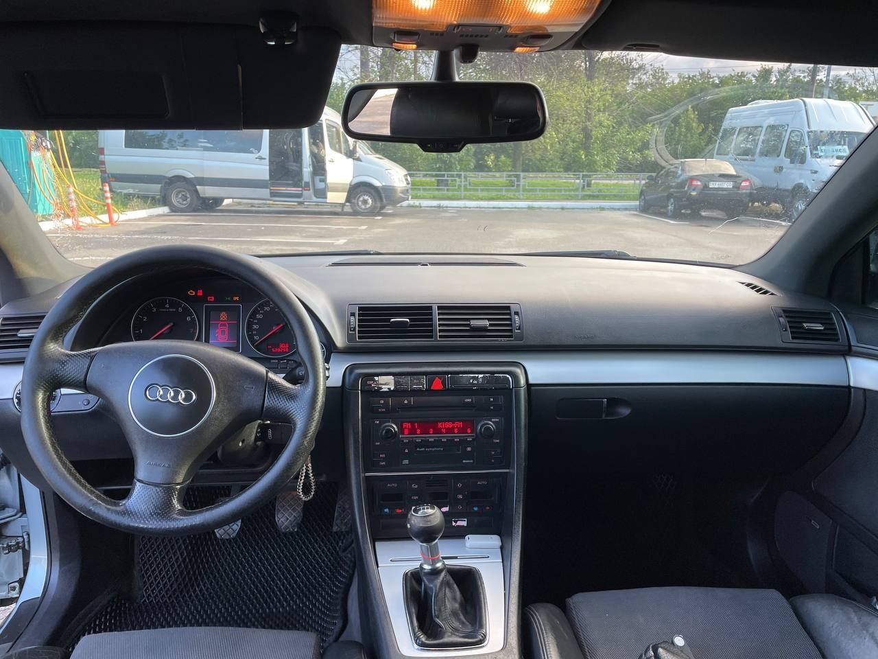 Ауди А4 v6 2.4 S line