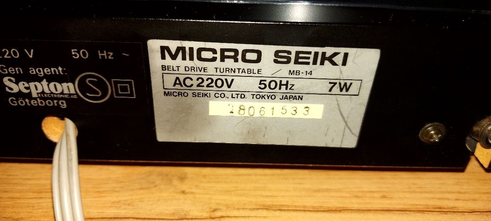 Gramofon Micro SEIKI MB 14